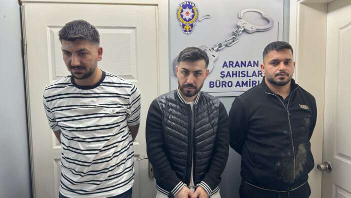 'Demek herkes beni arıyo. Bu gece şehre inecem’ demişti... Bursa’da firari hükümlüler lüks araçla yakalandı