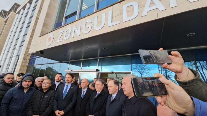 Zonguldak'taki İmamoğlu gösterileri; Belediye Başkanı Tahsin Erdem ailesiyle birlikte ifadeye çağrıldı