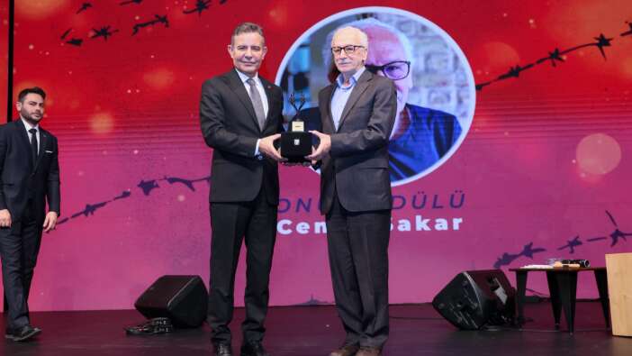 5. Esenler Öykü Günleri’nde “Direniş ve Gazze” rüzgârı! Onur ödülleri sahiplerini buldu