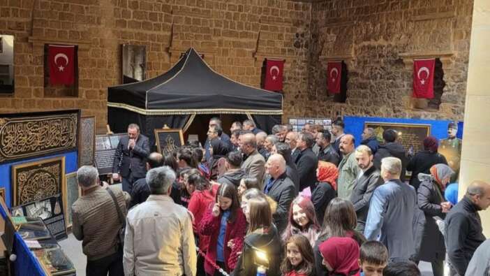 Beypazarı’nda Hadimü’l Haremeyn sergisi: Kutsal emanetler Suluhan Kervan Sarayı’nda ziyarete açıldı