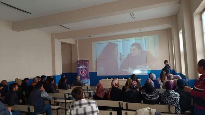 Kars’ta jandarmadan anne adaylarına narkotik eğitimi: En İyi Narkotik Polisi Anne