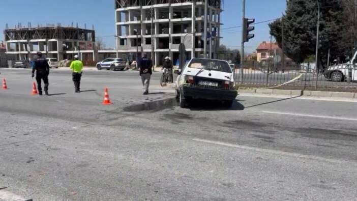 Konya’da ambulans ile otomobil çarpıştı! 2 yaralı