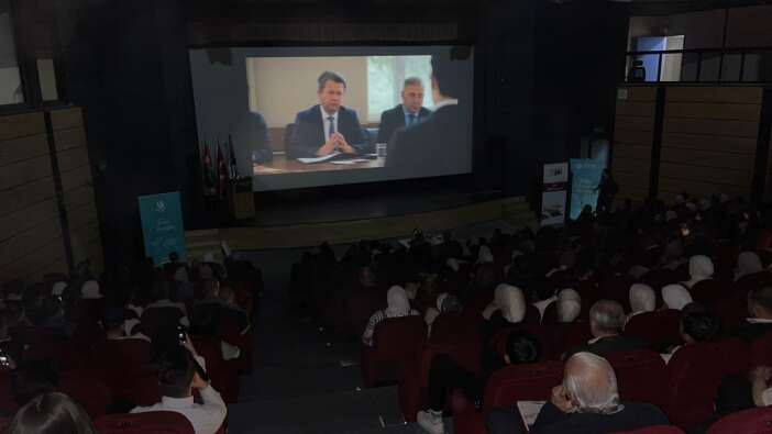 Erzincan Milletvekili Serkan Bayram'ın hayatını konu alan "Buğday Tanesi" filmi Amman'da gösterildi