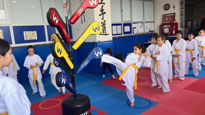 Muş’ta karate kursuna yoğun ilgi: Yeni spor salonu gençlerle dolup taşıyor