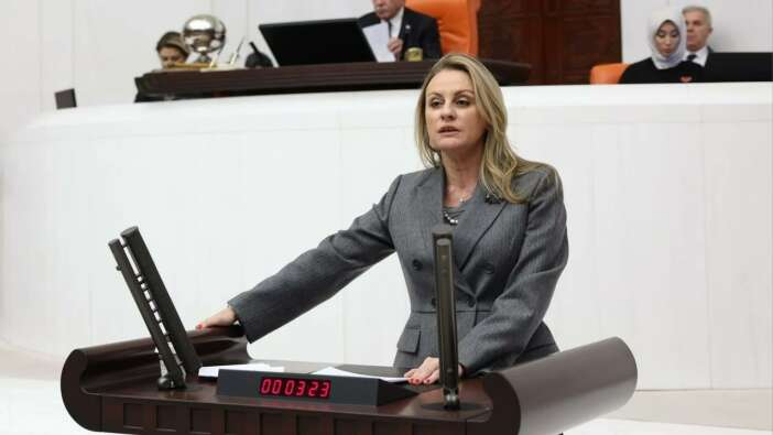 CHP listelerinden meclise girmişti! Vekil Seda Kaya Ösen istifa etti!