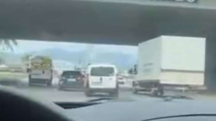 Trafik terörü! Bursa'da ölümüne makas!