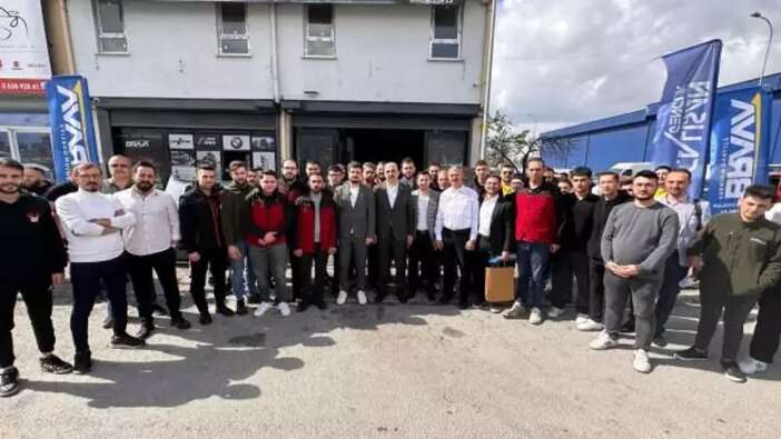 Sanayide gençlerle buluşan Başkan Altay: Üreten insan her zaman kıymetli