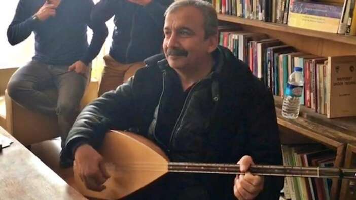Ahmet Kaya'nın eşi paylaştı: Sırrı Süreyya Önder'in yıllar önce kaydettiği Kürtçe şarkı ortaya çıktı
