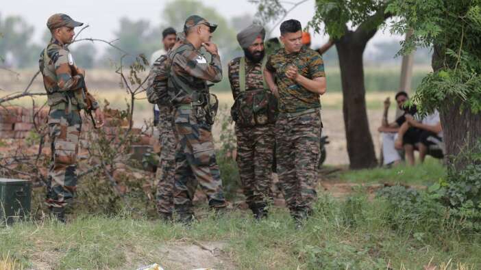 Hindistan ordusu: Pakistan 36 noktaya 300-400 Türk yapımı İHA ile sızma girişiminde bulundu