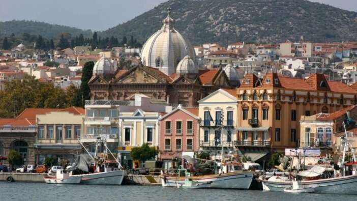 Türk turistler Yunan adalarına akın etti! 2024’te 1,5 milyon ziyaretçi rekoru