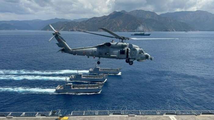 DENİZKURDU-2/2025 Tatbikatı: Askeri helikopter denize acil iniş yapmak zorunda kaldı