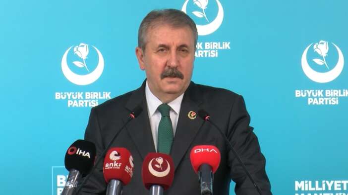 Destici: Türkiye'de terörün kökü kazınmıştır, PKK diz çökmüş silah bırakacağını açıklamıştır