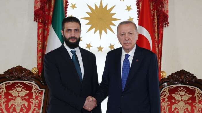 Dolmabahçe'de sürpriz zirve: Cumhurbaşkanı Erdoğan, Şara ile görüşüyor
