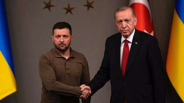 Cumhurbaşkanı Recep Tayyip Erdoğan ve Volodimir Zelenski'den sürpriz görüşme!