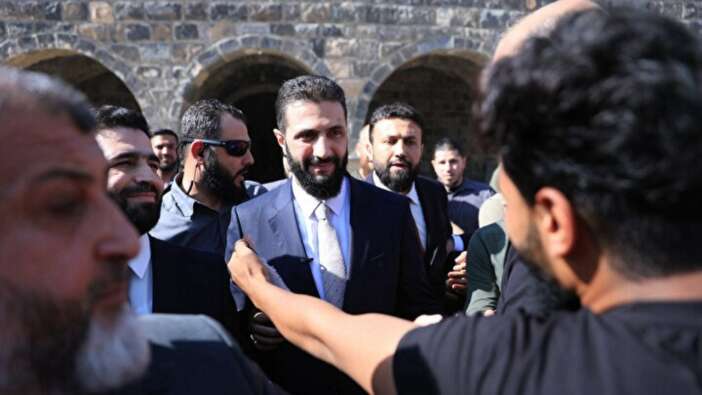 “Devrimin Beşiği” Dera’da tarihi ziyaret! Cumhurbaşkanı Şara’ya halktan büyük ilgi