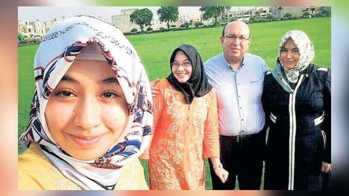 Pakistan'da tüm FETÖ'cülere  polis koruması!