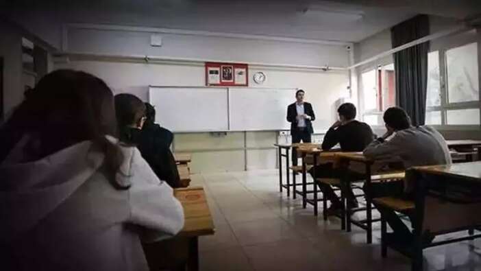 MEB duyurdu! Öğretmenlerin iller arası isteğe bağlı yer değiştirme sonuçları yayımlandı...