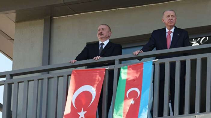 Depremzede aileye devlet eliyle sıcak ziyaret! Yeni evin ilk misafirleri: Erdoğan ve Aliyev