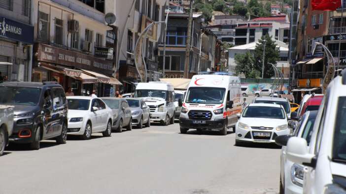 Hakkari'de askeri araç devrildi, sekiz Mehmetçik yaralı! Görevden dönüyorlardı...