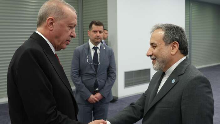 Cumhurbaşkanı Erdoğan İran Dışişleri Bakanı Arakçi’yi kabul etti, savaşı sordu