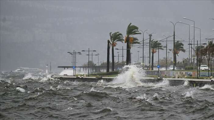 Dışarı çıkmadan önce dikkat! Meteoroloji’den ciddi uyarı! Sağanak fırtına ve rip akıntısı geliyor!