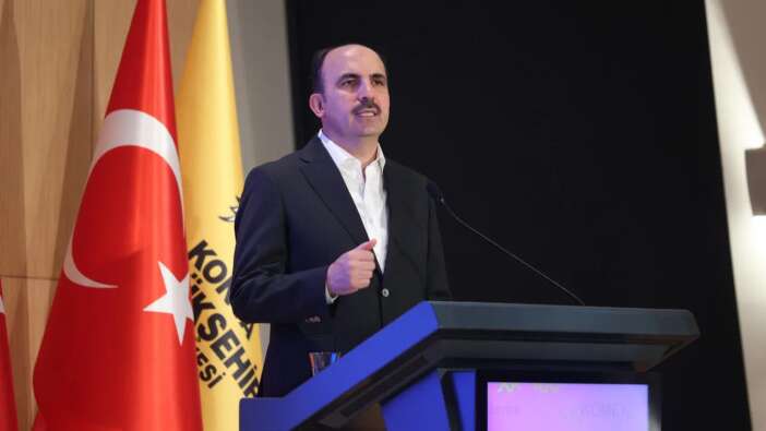 Konya Büyükşehir Belediye Başkanı Uğur İbrahim Altay gençlere yönelik 'yaz' faaliyetlerini anlattı