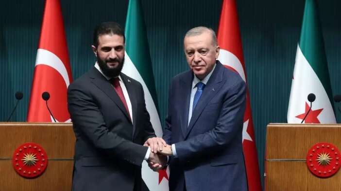 Cumhurbaşkanı Erdoğan, İsrail'in saldırılarının ardından Ahmed Şara ile görüştü! ''Suriye halkına destek vermeyi sürdüreceğiz''