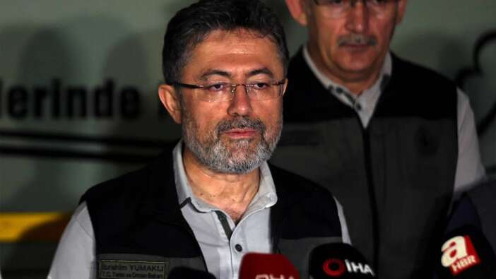 Tarım ve Orman Bakanı İbrahim Yumaklı'dan müjdeli haber geldi: Birçok bölgede yangınlar kontrol altına alındı