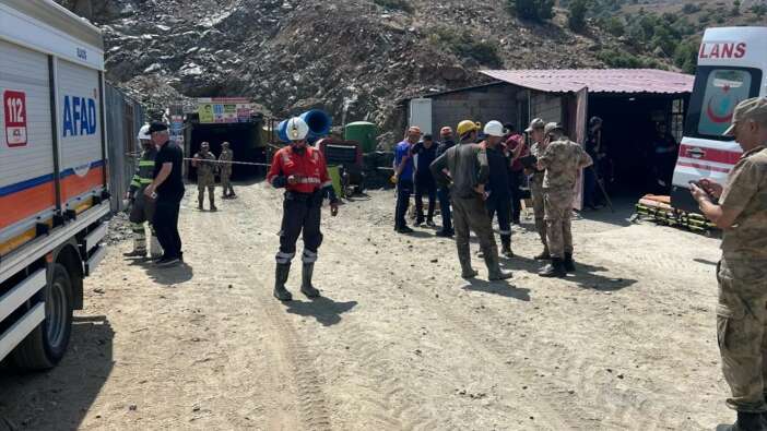 Elazığ'da maden ocağında göçük! Yerin metrelerce altında umut bekleyişi... Bir işçi göçük altında mahsur kaldı