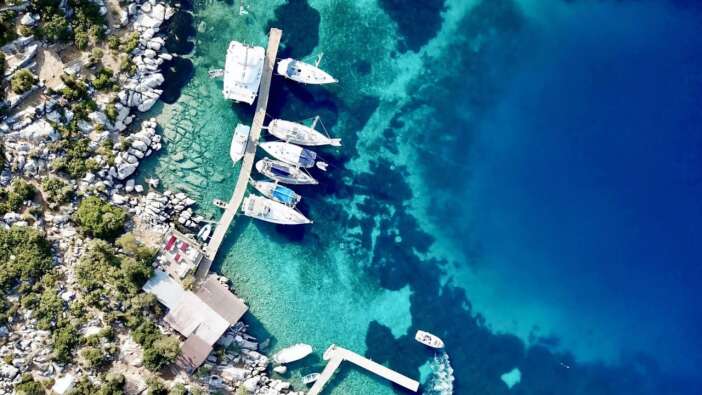 Para çok, terbiye yok! Göcek, Bodrum ve Marmaris'te binlerce tekne atığını denize boşaltıyor