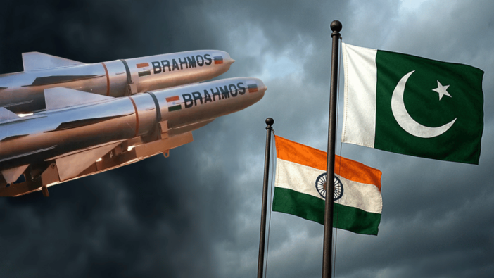Hindistan'dan Pakistan'a açık tehdit: BrahMos füzeleri ile yok ederiz!