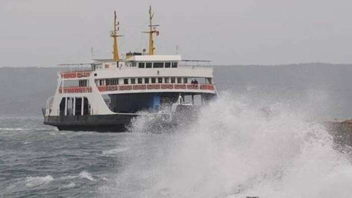 Marmara’da kötü hava feribot seferlerini vurdu! İşte iptal seferler!