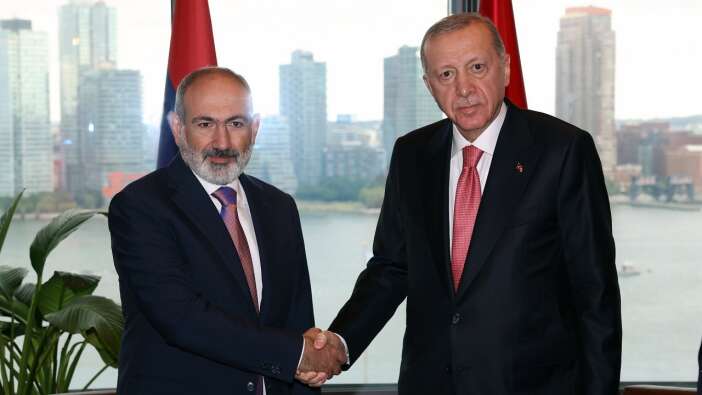 Cumhurbaşkanı Erdoğan ile Paşinyan görüştü: Barış iradesi bölge huzuru için kıymetli!