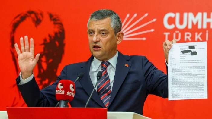 Özgür Özel’i yine trollediler! Murat Kapki’nin dilekçesindeki tarih çelişkisi ortaya çıktı..