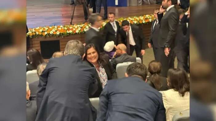 CHP’den kopan Özlem Çerçioğlu, istifadan sonra AK Parti Kongre Merkezi’nde!