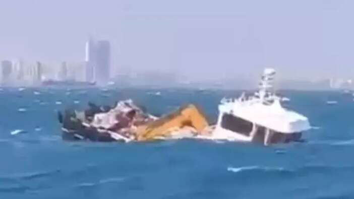 İstanbul’da fırtına felaketi! Acenta botu battı, 4 kişi son anda kurtarıldı