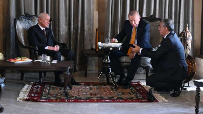 Bahçeli’den Erdoğan’a Ahlat'ta özel armağan: “Canların Türküsü” ve "Kardeşlik Türküsü" ilk kez dinletildi