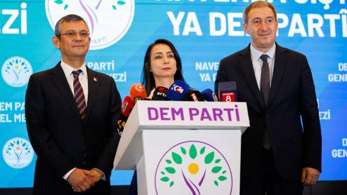 CHP kongresi krizi büyüyor! DEM Parti'den destek açıklaması: “Hukuki meşruiyeti yok”