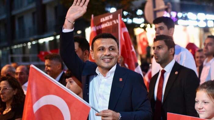 CHP’de soğuk duş! İl binası nöbetine sadece 60 kişi katıldı... "Özgür Çelik yalnız kaldı"