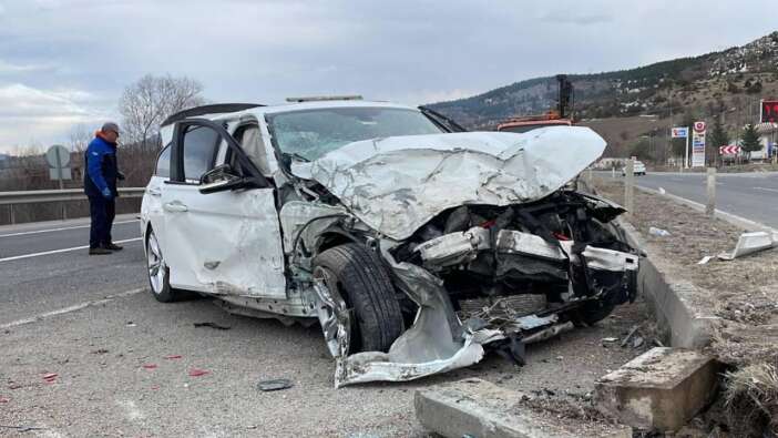 Gaziantep Nurdağı’nda otomobil şarampole devrildi: 4 yaralı