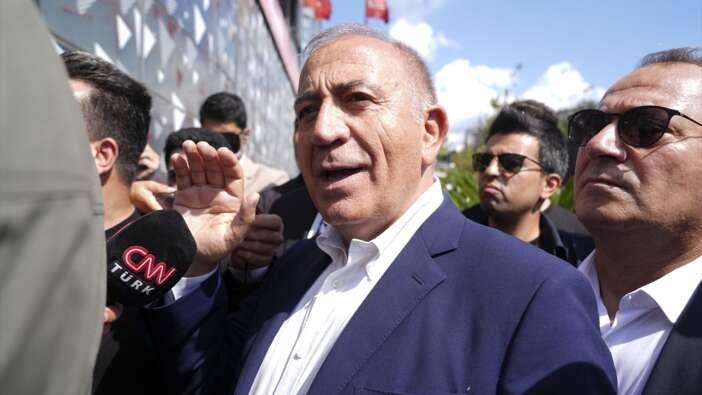 Gürsel Tekin: CHP'lilerin bonzai içtiğini zannettim