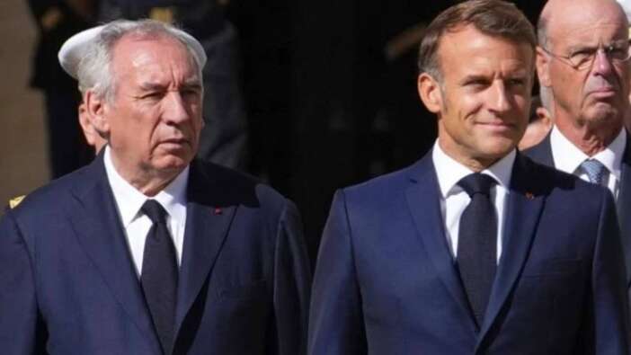Fransa'da bir devir sona erdi! Başbakan Bayrou istifa etti