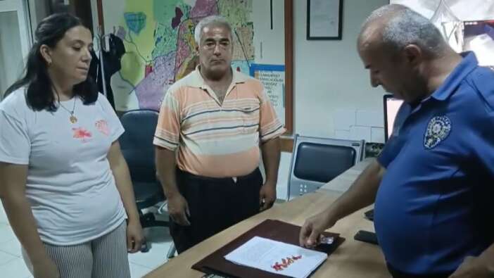 Kul hakkı yemedi! Sokakta bulduğu 40 Bin liralık altını polise teslim etti