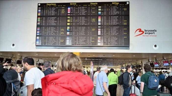 Brüksel, Berlin, Heathrow... Check-in sistemleri çöktü, havalimanlarını felç etti