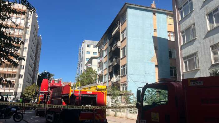 Selçuklu’da daire yangını: Mahsur kalanlar kurtarıldı