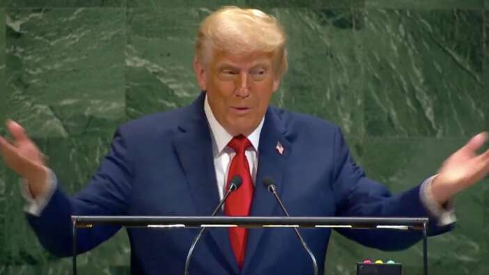 ABD Başkanı Donald Trump'ın prompteri bozuldu! BM'ye sitem etti: 7 savaş bitirdim, bir kere bile yardım teklif etmediler!