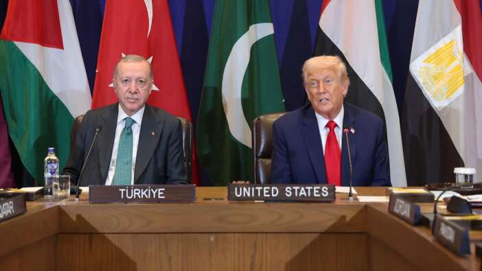 Donald Trump, Cumhurbaşkanı Recep Tayyip Erdoğan'ın yanında ilan etti: Gazze'deki savaşı bitireceğiz