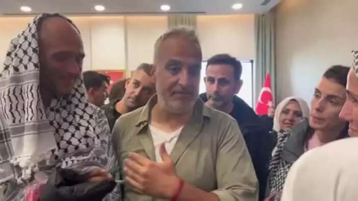 Küresel Sumud Filosu'na katılan Tommy Robinson, Müslüman oldu