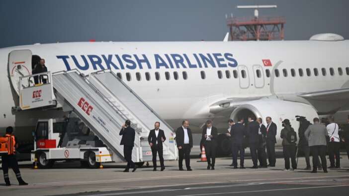 İsrail'in alıkoyduğu Özgürlük Filosu aktivistleri yurda döndü! 18 Türk vatandaşını taşıyan uçak İstanbul’a indi