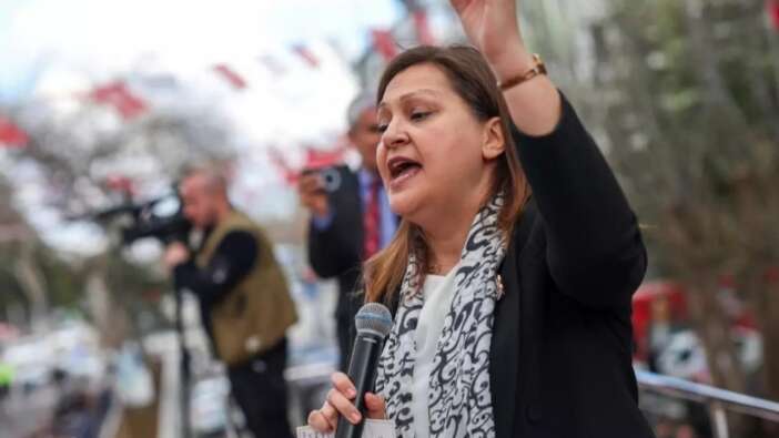 AK Parti'ye transfer iddiaları sonrası ilk hamle: Burcu Köksal, CHP'den kesin ihraç talebiyle disipline sevk edildi